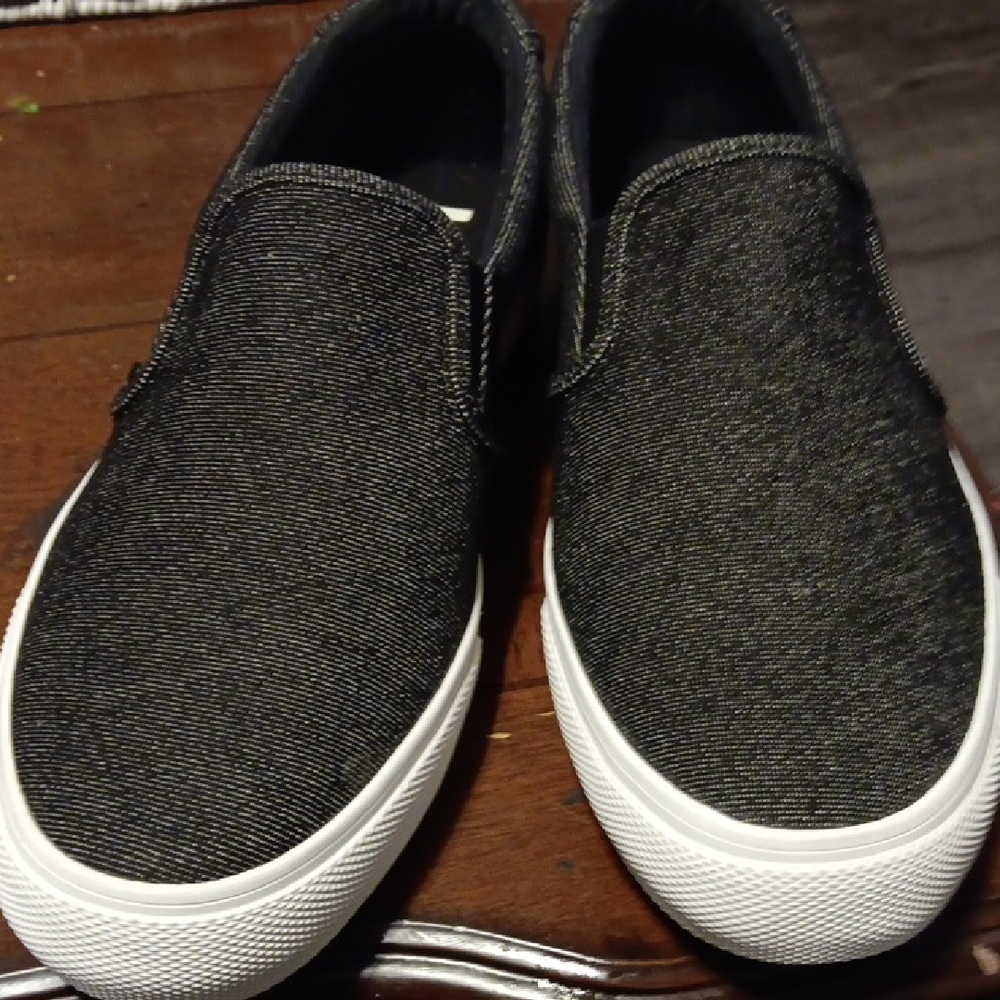 Women's Black Slip-On Shoes